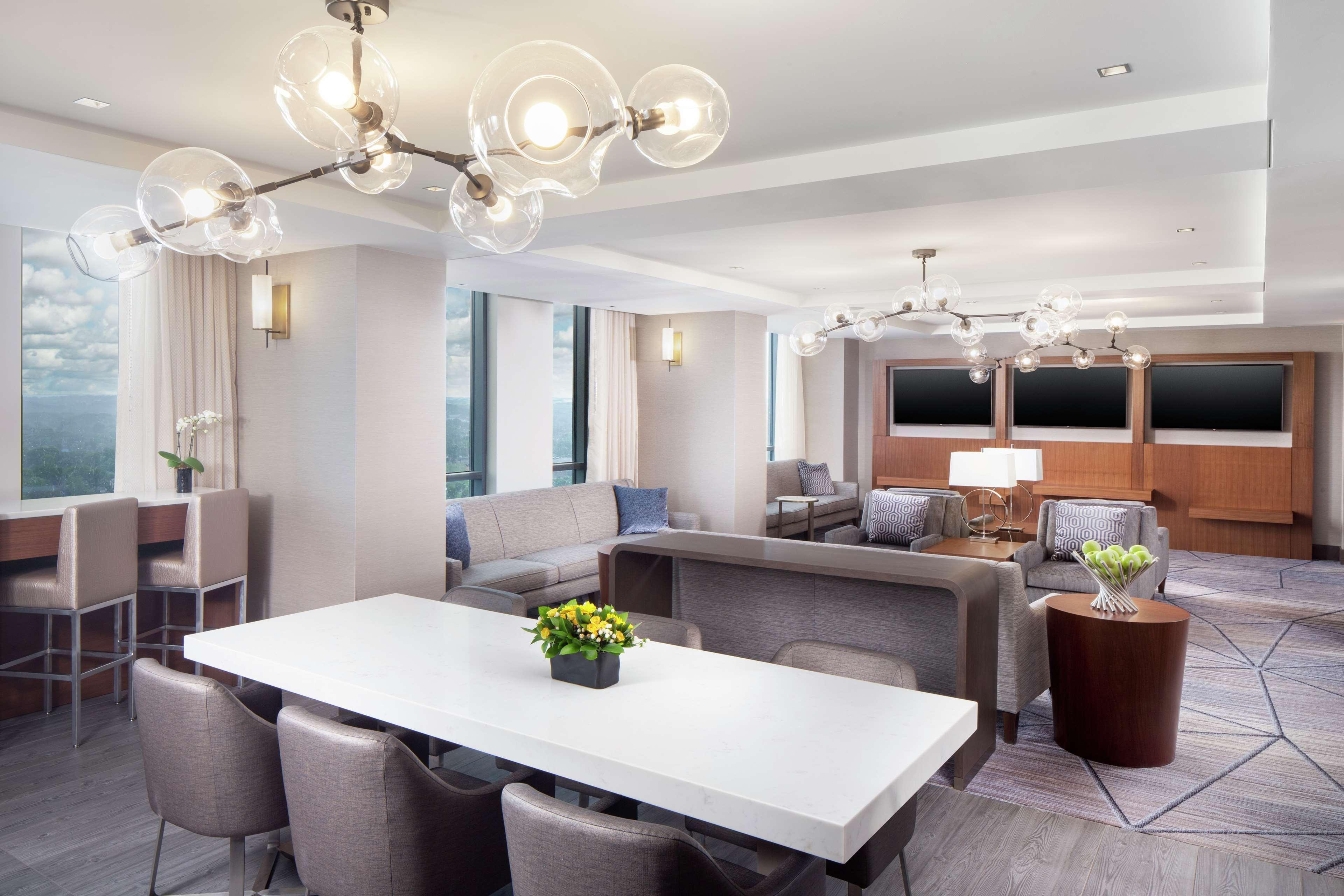 Hotel Hilton Mayo Clinic Area