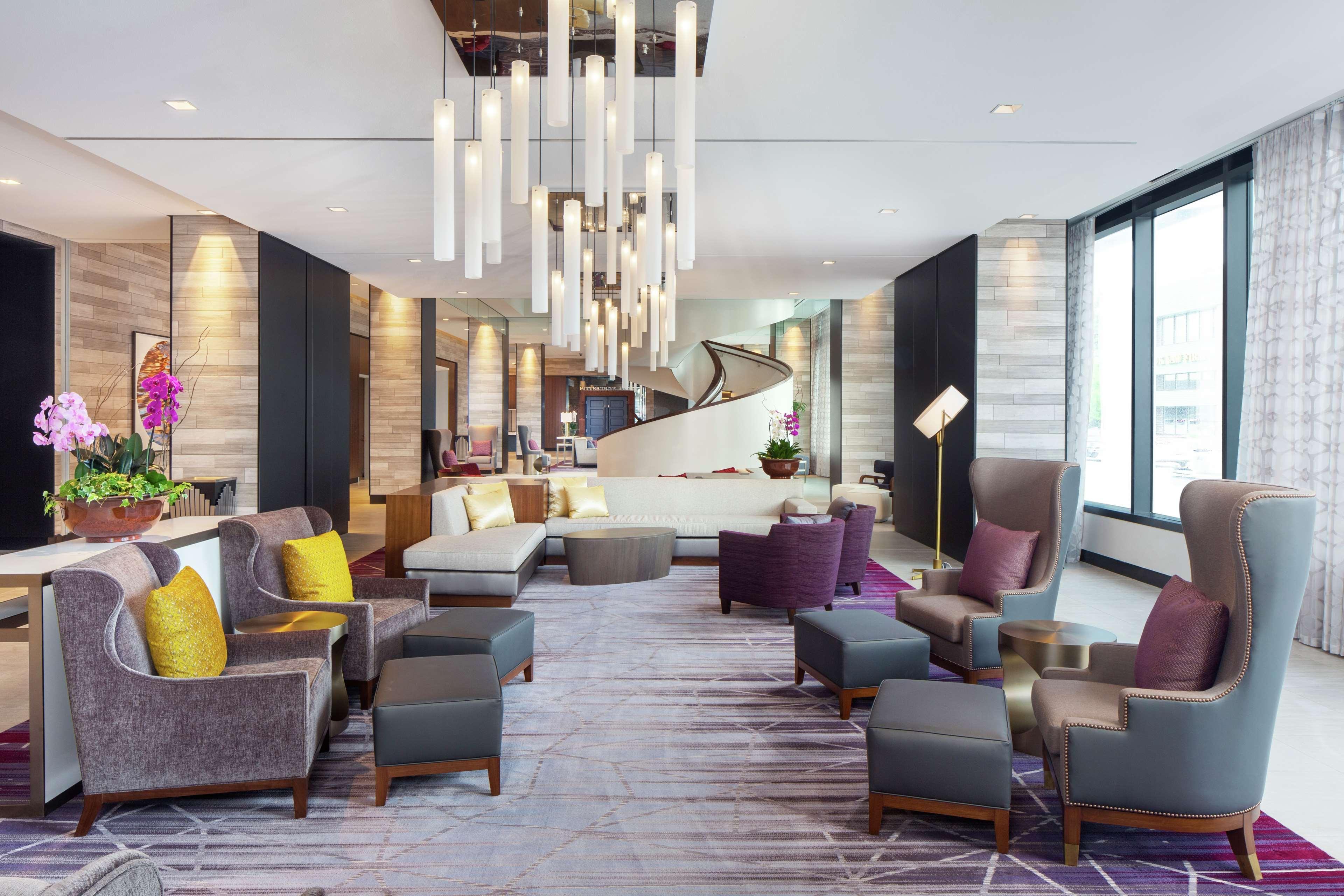 Hilton Mayo Clinic Area Hotel Rochester