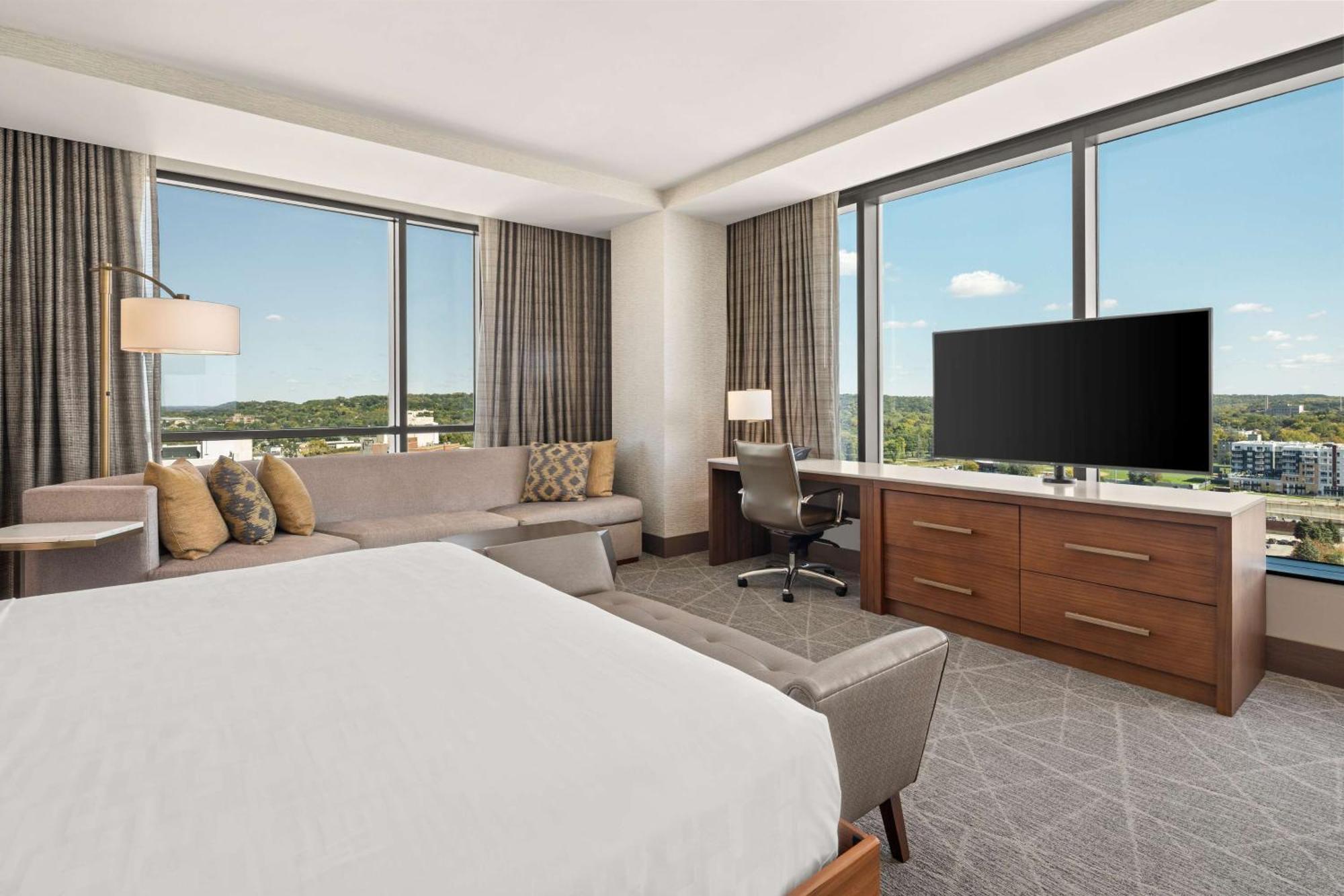Hotel Hilton Mayo Clinic Area 4*
