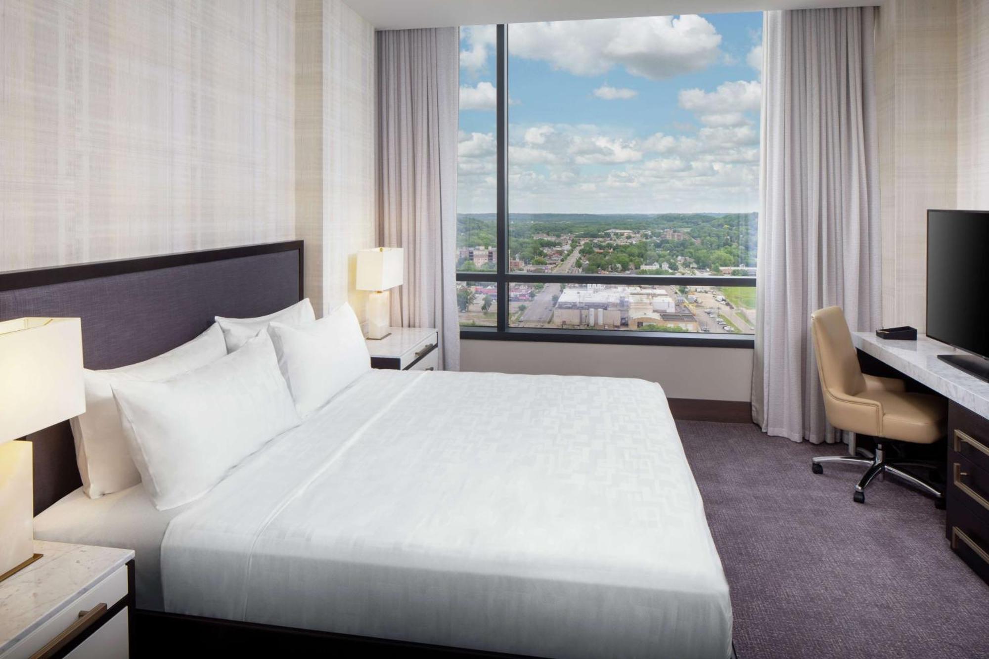 Hilton Mayo Clinic Area Hotel 4*