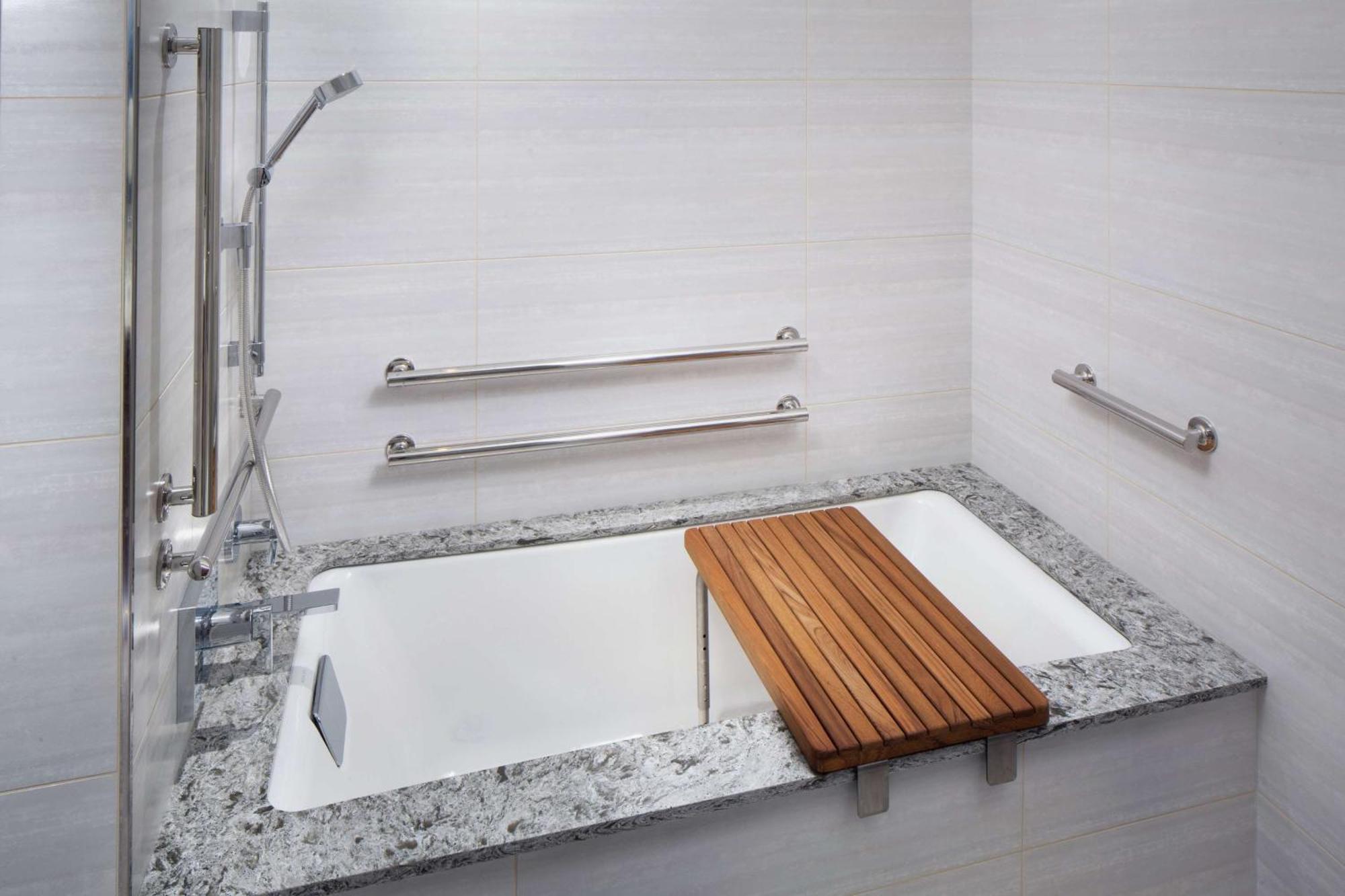 Hilton Mayo Clinic Area 4*